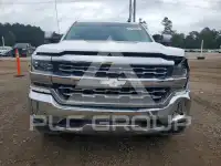 2017 Chevrolet Silverado photo