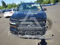 2017 Chevrolet Silverado photo