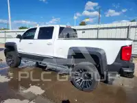 2017 Chevrolet Silverado фото