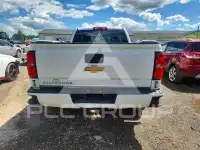 2017 Chevrolet Silverado фото