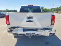 2017 Chevrolet Silverado photo