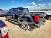 2017 Chevrolet Silverado photo