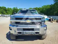 2017 Chevrolet Silverado фото