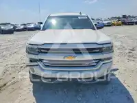 2017 Chevrolet Silverado photo