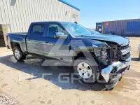 2017 Chevrolet Silverado фото
