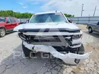 2017 Chevrolet Silverado photo