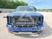 2017 Chevrolet Silverado фото