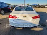 2017 Chevrolet Malibu photo