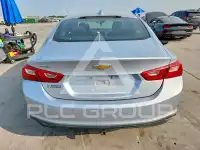 2017 Chevrolet Malibu photo