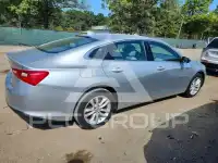 2017 Chevrolet Malibu photo