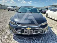 2017 Chevrolet Malibu photo