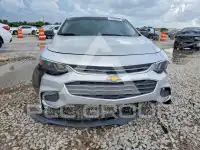 2017 Chevrolet Malibu photo