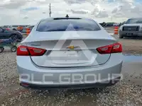 2017 Chevrolet Malibu photo