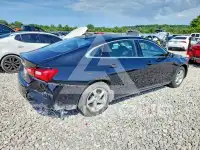 2017 Chevrolet Malibu photo