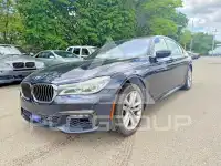 2017 BMW 750 фото