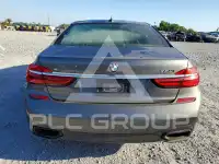 2017 BMW 750 photo