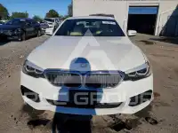 2017 BMW 530 photo