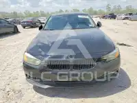 2017 BMW 320 photo