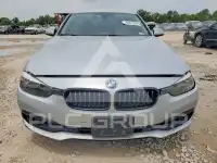 2017 BMW 320 photo