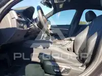 2017 BMW 330 photo