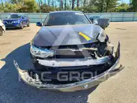 2017 BMW 330 photo