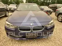 2017 BMW 330 photo