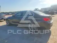 2017 BMW 330 photo