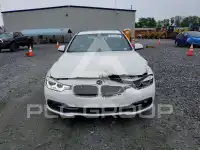 2017 BMW 330 фото