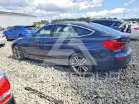2017 BMW 330 photo