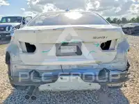 2017 BMW 330 photo