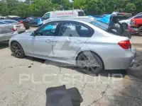 2017 BMW 330 фото