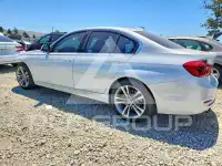 2017 BMW 330 фото