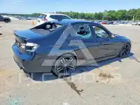 2017 BMW 330 photo