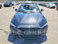 2017 BMW 330 photo