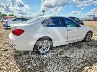 2017 BMW 330 photo