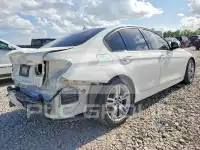 2017 BMW 330 photo