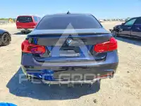 2017 BMW 330 фото