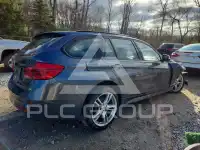 2017 BMW 330 photo
