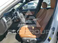 2017 BMW 330 photo