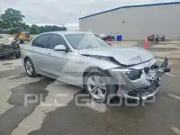 2017 BMW 330 photo