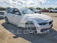 2017 BMW 330 photo