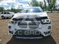 2017 BMW X1 фото