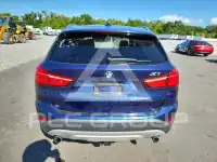 2017 BMW X1 фото