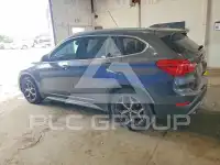 2017 BMW X1 фото
