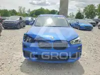2017 BMW X1 photo