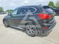 2017 BMW X1 фото