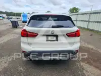 2017 BMW X1 фото