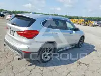 2017 BMW X1 photo