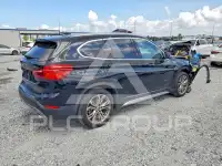 2017 BMW X1 фото