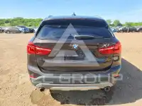 2017 BMW X1 фото